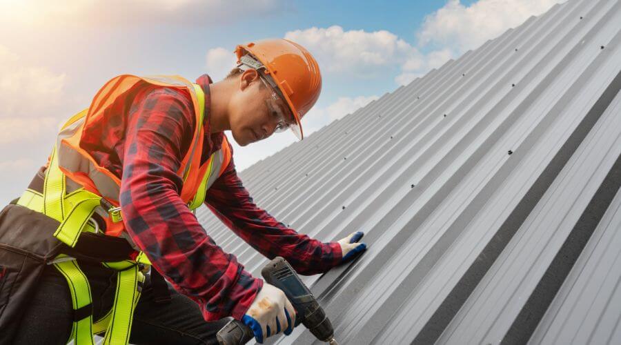 GAF certified roofer in Hindman, KY